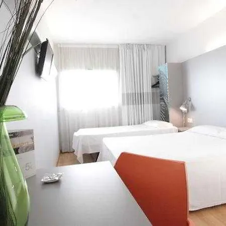 Hotel Valencia Aeropuerto Paterna