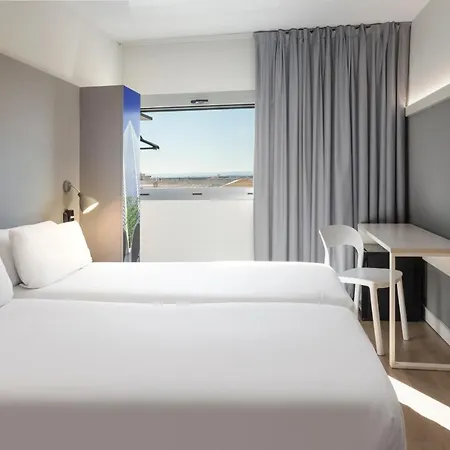 Hotel Valencia Aeropuerto 2*