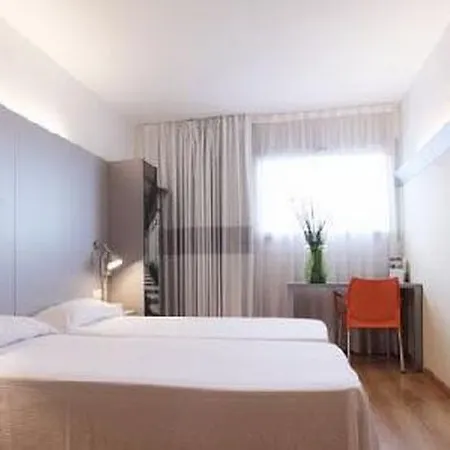 Valencia Aeropuerto Hotel 2*